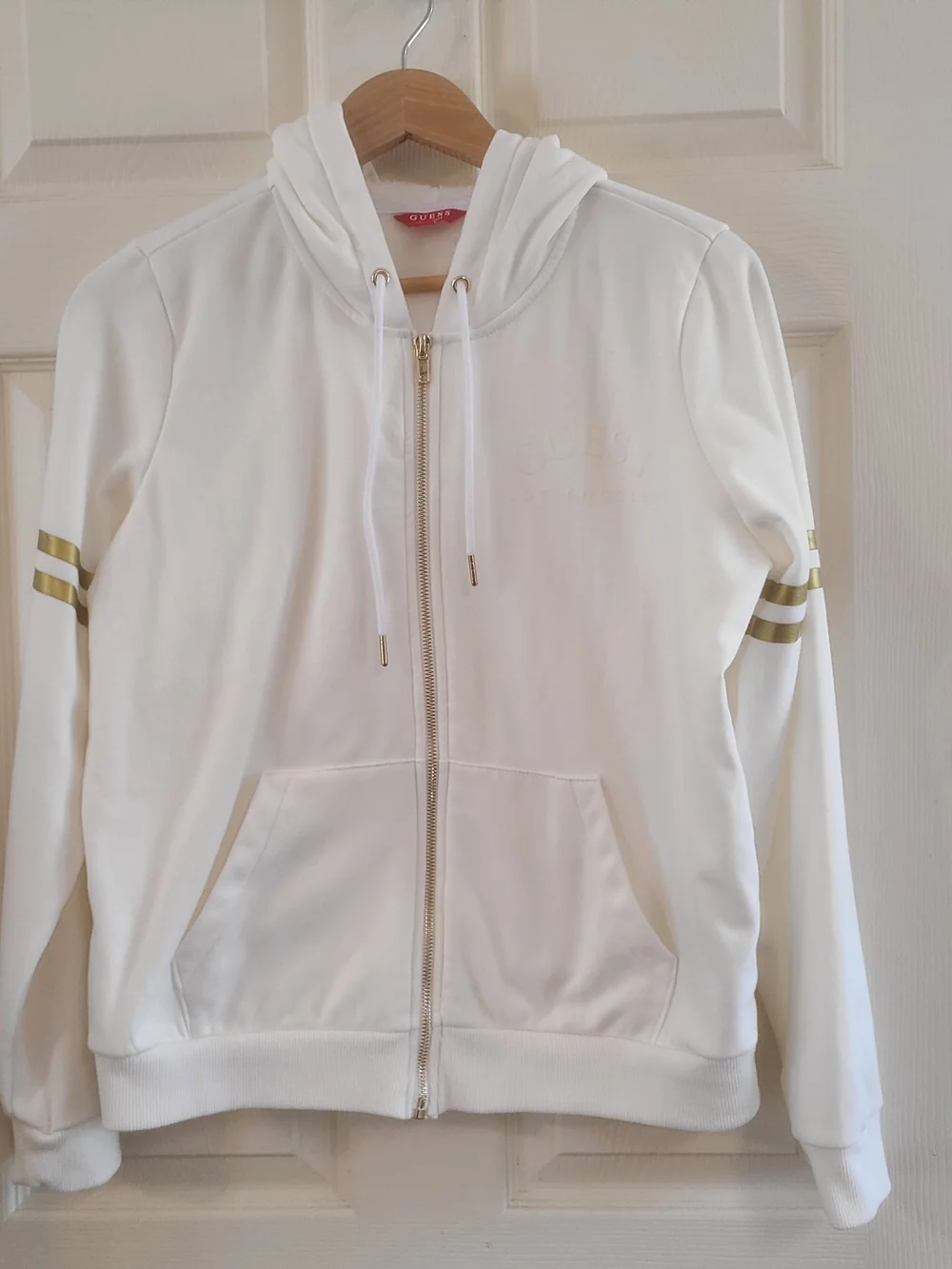GUESS White Two-Piece Hoodie & Jogger Set with Gold Stripe Size L